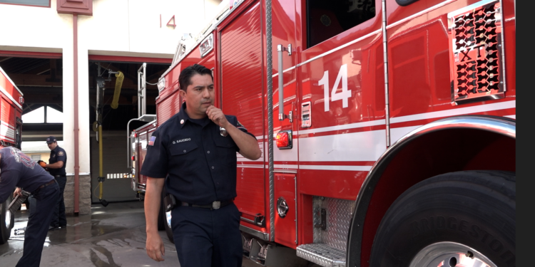 Oscar Saucedo. Capitán de Bomberos SDFD