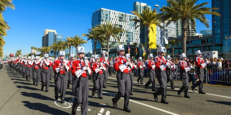 MTS aumenta el servicio para las festividades del Holiday Bowl