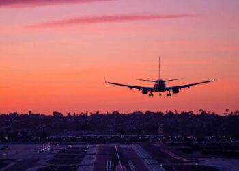 Operaciones en vuelos del Aeropuerto de San Diego afectadas por suministro de combustible