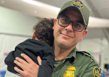 Las Internacionales: Patrulla Fronteriza rescata a niño migrante a orillas del río Colorado