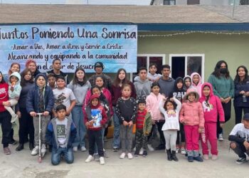 Juntos Poniendo una Sonrisa