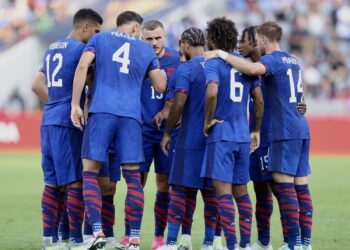 La selección de Estados Unidos cayó ante los presentes en el Snapdragon Stadium.