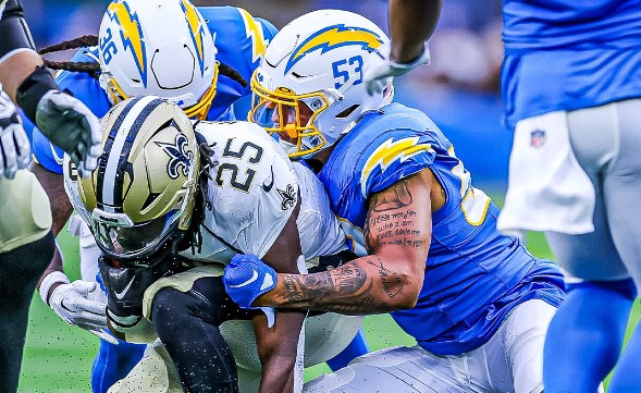 Los Chargers intentaron detener la ofensiva de los Saints pero permitieron más de 20 puntos.