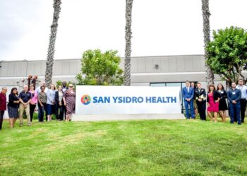 Futuro incierto para clínica de salud en San Diego ante nuevo plan de vivienda