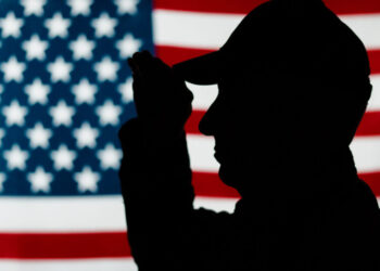 Las oficinas del condado cerrarán por el feriado del Día de los Veteranos