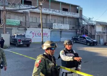 Dejan cuerpo decapitado con narco mensaje