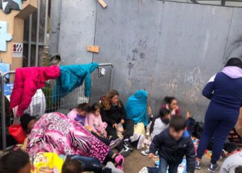 Exhortan a migrantes refugiarse en albergues durante lluvias y bajas temperaturas