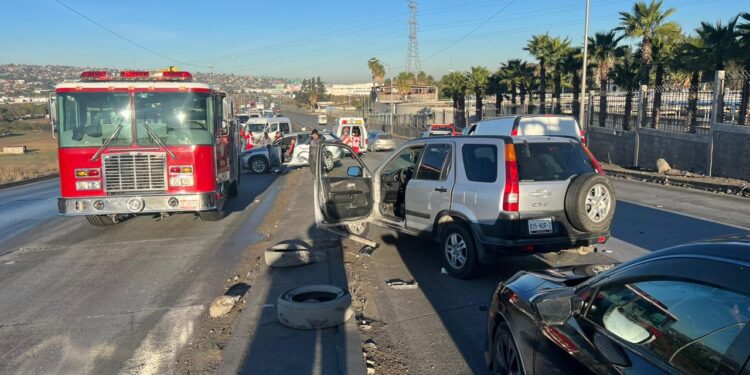 Tijuana Accidente en vía rápida