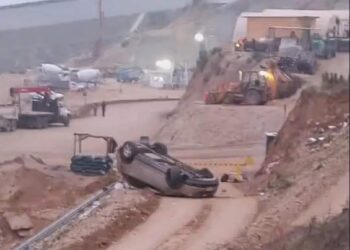 volcadura cerca del Cañón del Matadero en Tijuana