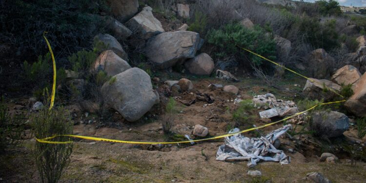 Colectivos de búsqueda localizaron 4 cuerpos y un cráneo en Delicias 3