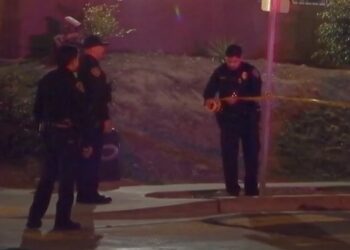 Hombre armado fue detenido en San Diego tras intervención del SWAT