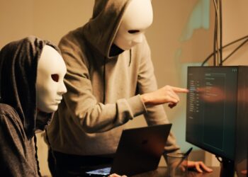 Estafadores digitales al acecho: cómo detectar y evitar caer en fraudes
