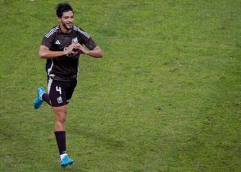 México vence 2-0 a Estados Unidos en partido amistoso