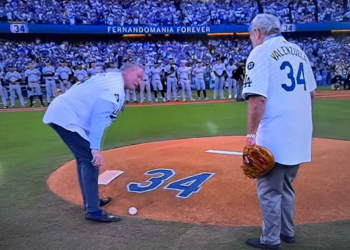 Realizan emotivo homenaje a Fernando Valenzuela en Dodgers Stadium