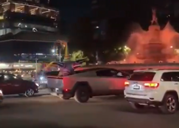 Tesla Cybertruck piñata