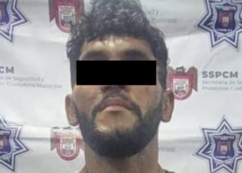 Policía Municipal detiene a sujeto tras asalto a tienda Oxxo