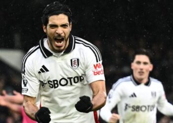 Raúl Jiménez hace historia en la Premier League