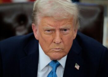 Trump impone aranceles a México, Canadá y China desde el martes