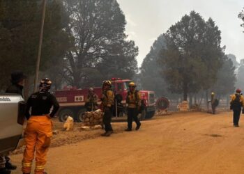 La Rumorosa en prealerta de evacuación ante avance del incendio “Guadalajara 2”