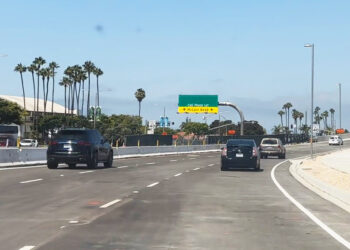 Inauguran nuevo acceso directo al Aeropuerto de San Diego para reducir el tráfico