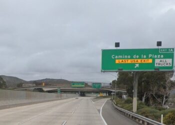 Cerrarán desviación a Camino de la Plaza en I-5 sur por obras