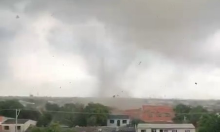 Tornado causó estragos en San Cristóbal de las Casas