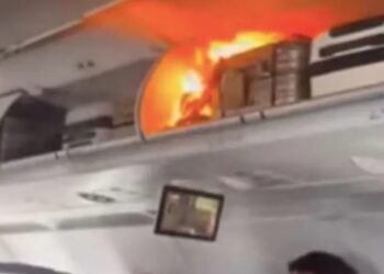 Explosión de batería provoca incendio a bordo de vuelo de Air China