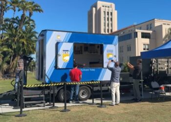 San Diego promueve la preparación ante terremotos con simulador y aplicación MyShake