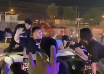 Caos en concierto de Víctor Mendívil durante las Fiestas del Sol