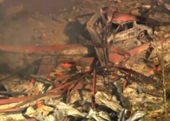 Siguen desaparecidas 18 personas tras explosión en planta de Tennessee