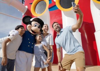 Descubre el Disney Destiny, el barco que debutará con experiencias mágicas estas navidades