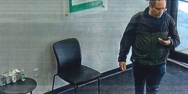 Encuentran muerto al sospechoso de los ataques en la Universidad de Brown y MIT
