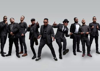Inspector celebra 30 años con lleno total en San Diego