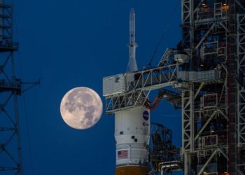 NASA avanza hacia la Luna con la misión Artemis II