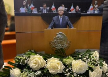 Funeral de Gustavo Sánchez Vásquez reúne a figuras políticas en Mexicali