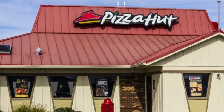 Pizza Hut cerrará 250 restaurantes en Estados Unidos