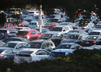 Regresa el estacionamiento gratuito para residentes en algunas zonas del parque Balboa