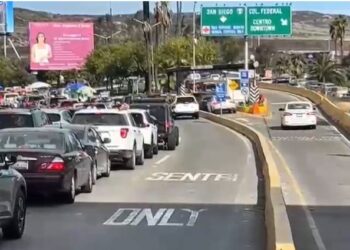 Así estafaron a una mujer en la garita que se equivocó de carril; víctima expone en redes