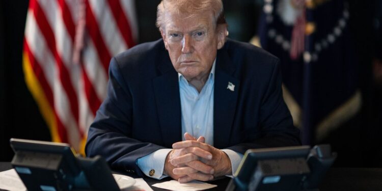 Trump exige “rendición incondicional” de Irán mientras se intensifica la guerra en Medio Oriente