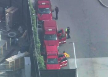 Reportan incidente con materiales peligrosos en Disneyland; al menos dos personas hospitalizadas