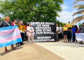 Protesta en garita de San Ysidro