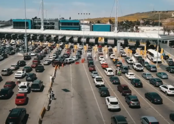 Cruce Fronterizo Tijuana-San Ysidro