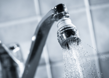 Gavin Newsom advierte sobre restricciones obligatorias al consumo del agua