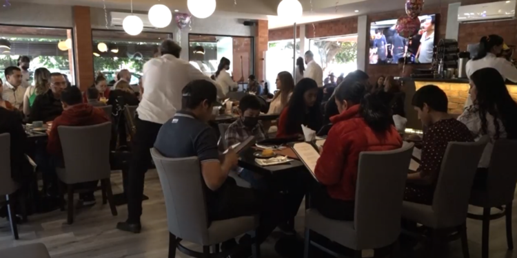 Restaurantes de Tijuana reportaron lleno por el día de las madres