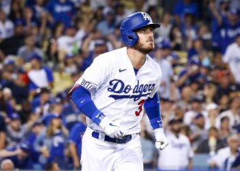 Varios cuadrangulares conectaron los Dodgers a los Padres.