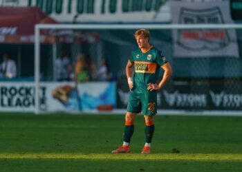 Los jugadores del Loyal no podían creer la derrota ante Los Dos.