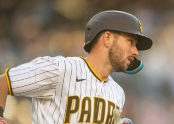 Padres solamente consiguió par de carreras en el juego ante Mariners.