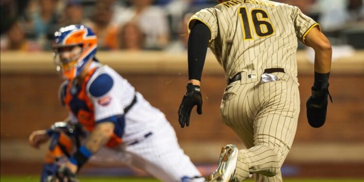 Nomar Mazara anotando ante los Mets el domingo por la noche.