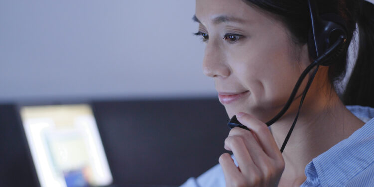 988 Nueva línea de emergencias de salud mental en San Diego