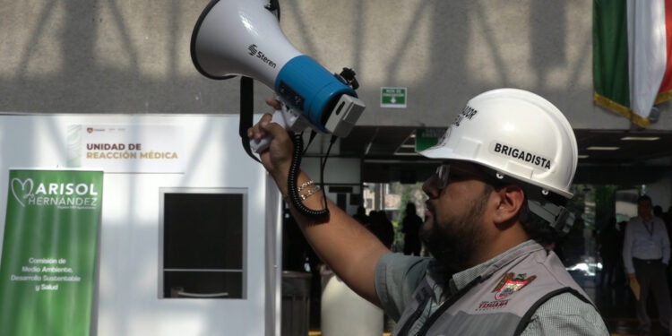 Simulacro de sismo en Tijuana